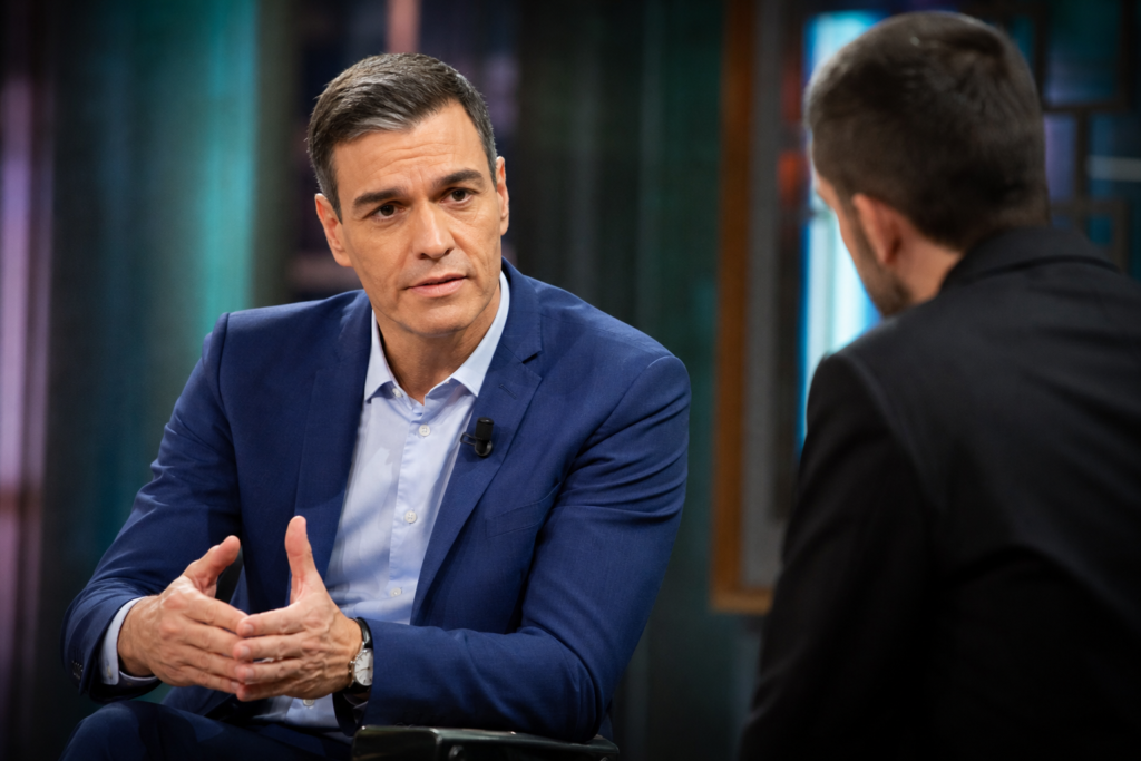 Sánchez reconoce errores y corrupción en el PSOE en su entrevista en ‘La Revuelta’